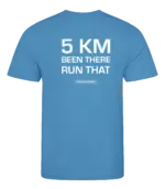Blauw heren t-shirt met tekst: 5 kilometer been there run that